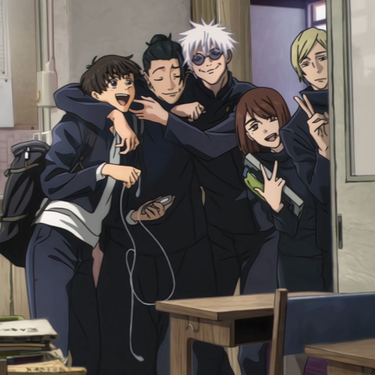 t4tsatosugu's tweet photo. Gojo is holding onto Geto so tightly in this image lmfao #goge #satosugu https://t.co/RDMkHsmxaK