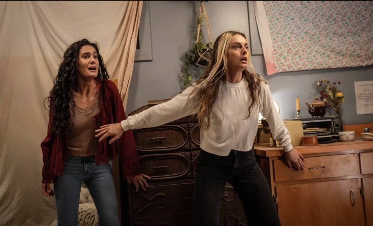 vizzyguyy's tweet photo. NEW IMAGES RELEASED OF FROM SEASON 4 FINALE! #from #fromily 
What are your expectations? https://t.co/b2x6mjLrEs