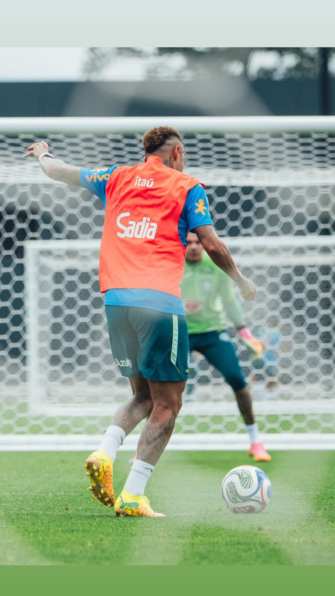 lMhdjr's tweet photo. Ney 🤴🏽 https://t.co/DyNg32Qus3