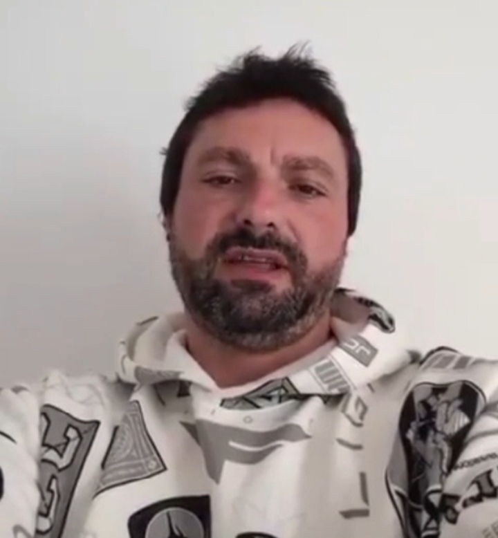 MaruPipper's tweet photo. @milosdj Vi vaše budale ne možete ni da locirate .... https://t.co/VpOMEiM4nh