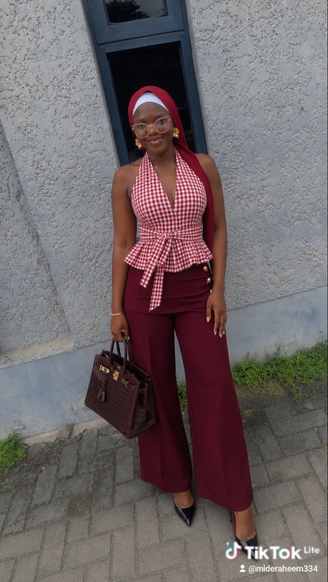 MideRaheem's tweet photo. Is this girl pretty enough 🩷🌸 https://t.co/VKosJGbcHo