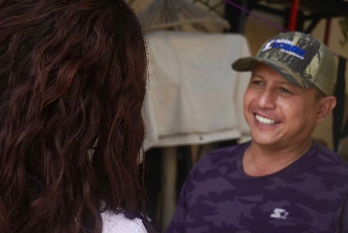 SugheyTorresR's tweet photo. Siempre es un gusto saludar a la gente y recorrer las calles de nuestro distrito.

Cada encuentro nos recuerda que escuchar, estar cerca y mantener el contacto con las familias es la mejor forma de seguir trabajando.

🔴 #CuentaConmigo https://t.co/lhDpuEV71Y