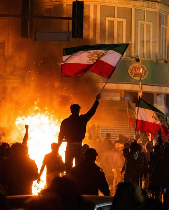 VividProwess's tweet photo. Free Iran. https://t.co/KJt3puQMaN