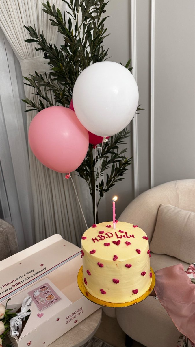 LOUSH22's tweet photo. 26-06-2026
it's my birthday 🎉 
تمنّو لي عامًا سعيدًا يا أصدقاء🎈🫶🏻 https://t.co/lWt8GcTKzP
