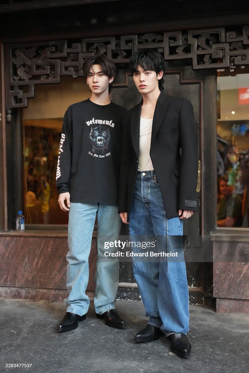 CRUSHONTEETEE's tweet photo. โอมายกอดดดดด คือรูปจาก gettyimages ยังเริ่ดขนาดนี้ด้วยซ้ำาาาาา 🙂‍↕️🫶🏻

TTP X VETEMENTS SS27

#VETEMENTSxTeeTeePor
#twnpich @twnpich
#VETEMENTS https://t.co/3CwxnF4smg