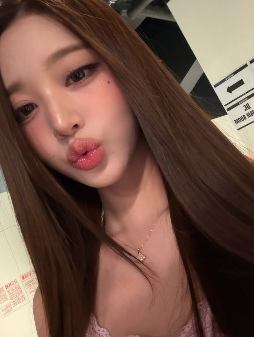 ggkpopgg's tweet photo. ✨ #장원영 #JANGWONYOUNG #IVE https://t.co/To30FIOmJW