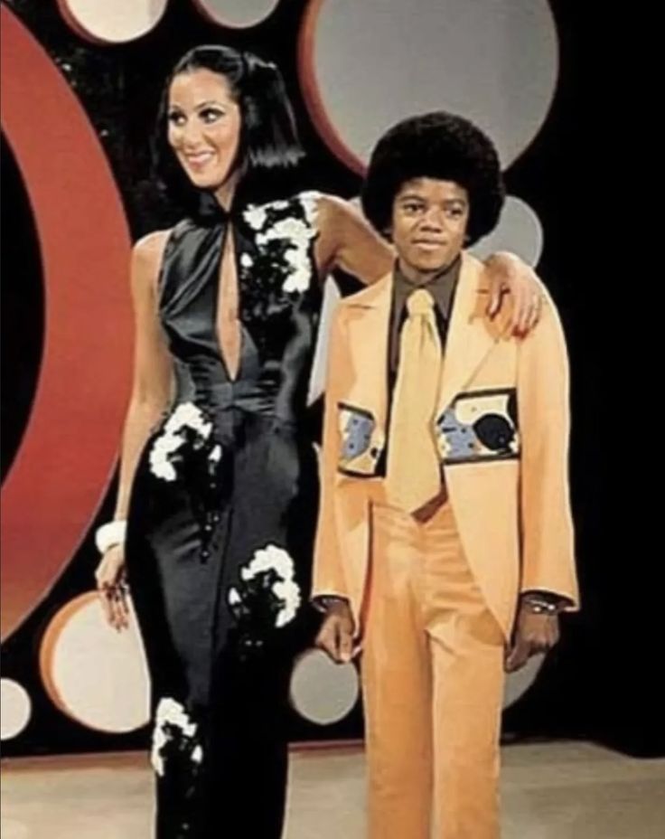 DullahTheking2's tweet photo. A young Michael Jackson guest-starring on The Sonny &amp; Cher Comedy Hour...

📷 1972 https://t.co/4CGAgT7Kf0