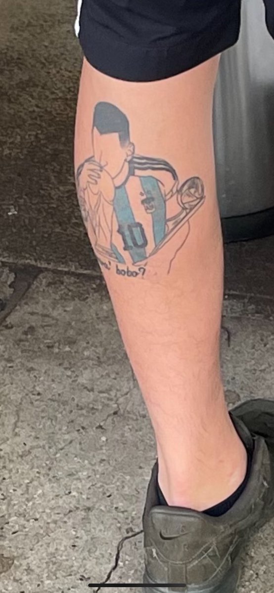 50pagemcgee's tweet photo. @PicturesFoIder reminds me of this tattoo I saw once that I still can’t tell whether the guy told the artist to tattoo him with a pic of Messi kissing a gigantic veiny cock. https://t.co/edu3bhiIEB