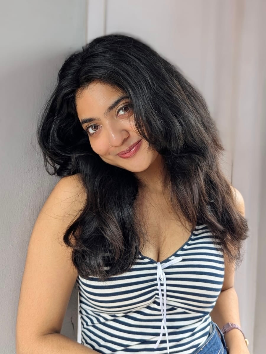 PunyaSukumar's tweet photo. For more pics join https://t.co/g4ryxzZcdX #indianphotoshoot #indianactress #NandanaVarma #desigirl https://t.co/OZ5y0vFIT8