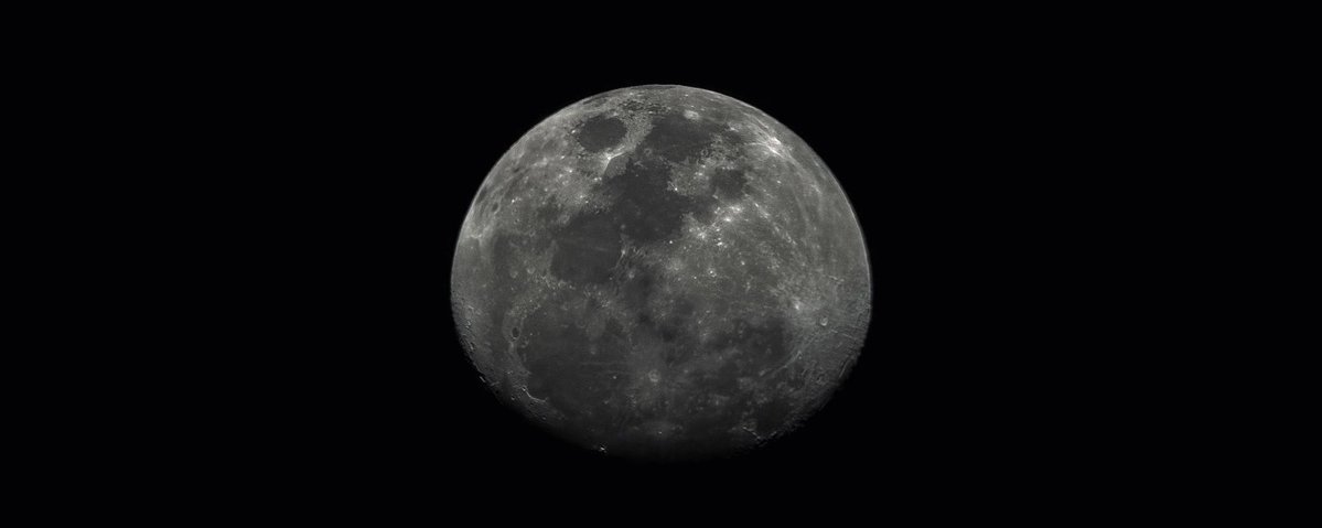 LeoAstral_'s tweet photo. La Luna esta noche. ✨ https://t.co/KmPMtMpf7v