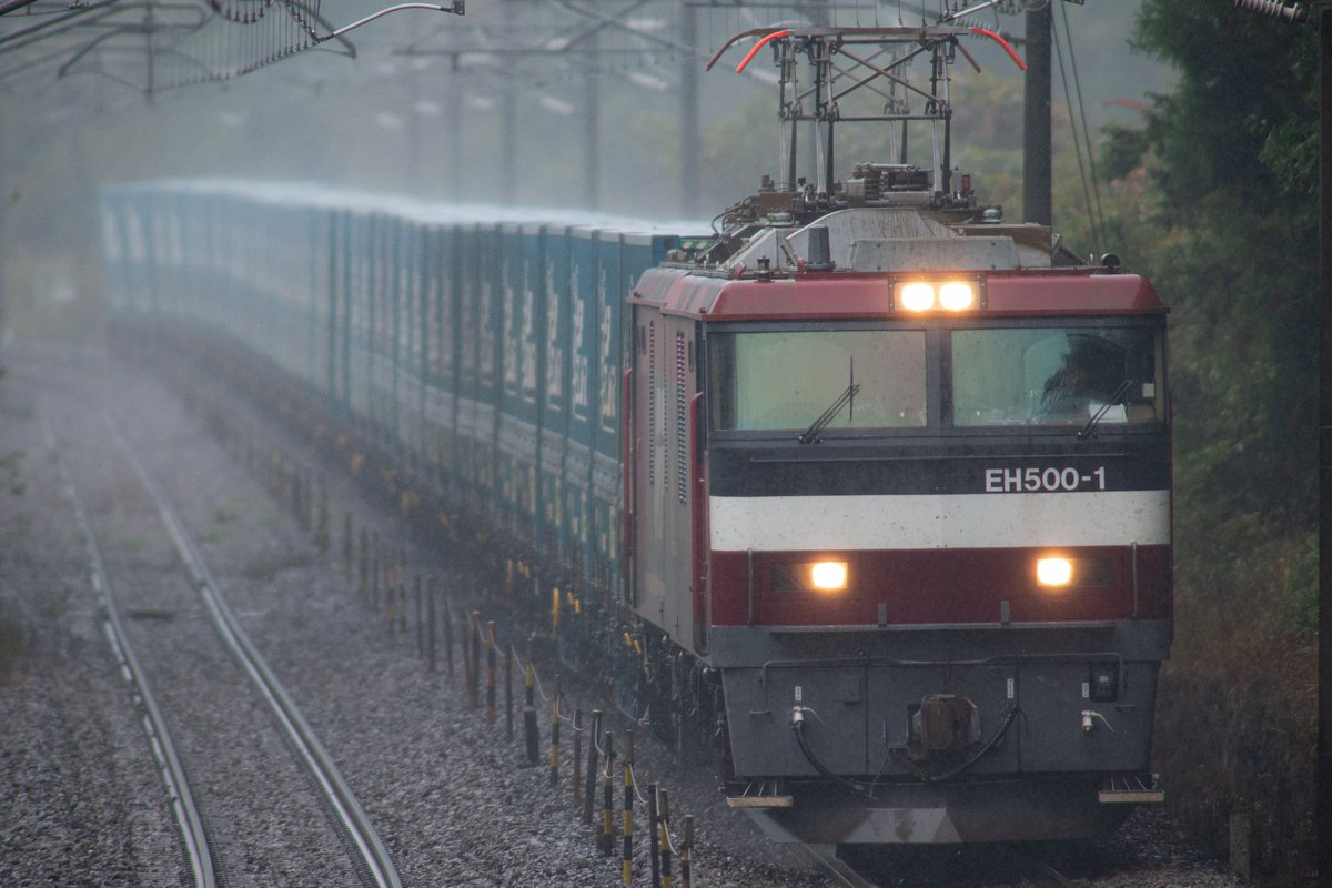 _kintamania's tweet photo. #悪天候の中でも撮影した鉄道写真を貼れ https://t.co/ZgyAttcvqp