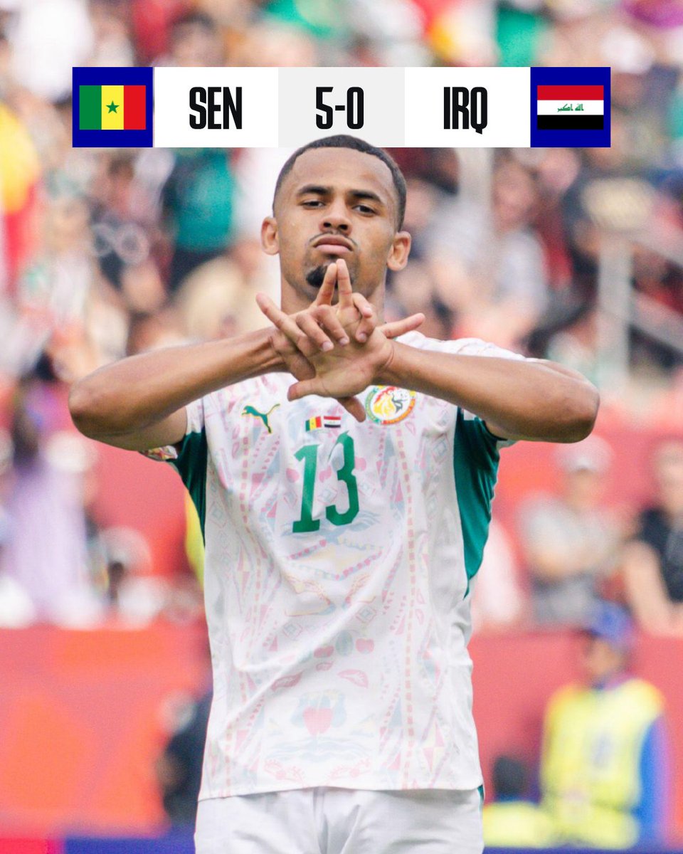 Everton's tweet photo. Iliman Ndiaye's strike from the bench rounded off a dominant performance from the Lions of Teranga! Idrissa Gana Gueye donned the captain's armband and played the full ninety, also. 🇸🇳

Let's go, Senegal! 👏 https://t.co/kxNihM4kgy