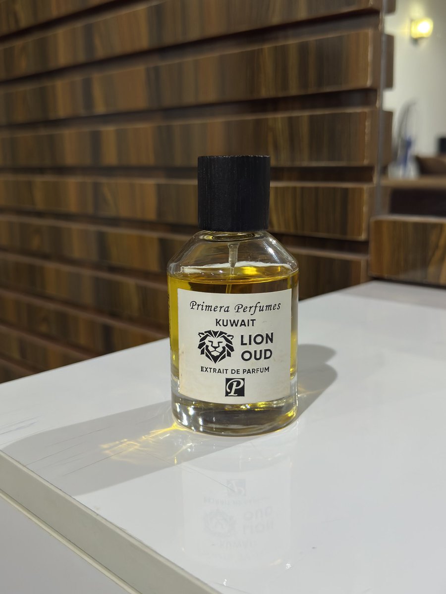 bayojed's tweet photo. June owes me nothing. 

Lion Oud 👏👏 Owo ti ko gun pa but gets the job done perfectly. https://t.co/2uMT1oOvCp