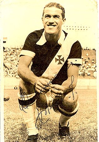 Theleaguemag's tweet photo. Ademir of Vasco Da Gama https://t.co/DNuuOHWDo7