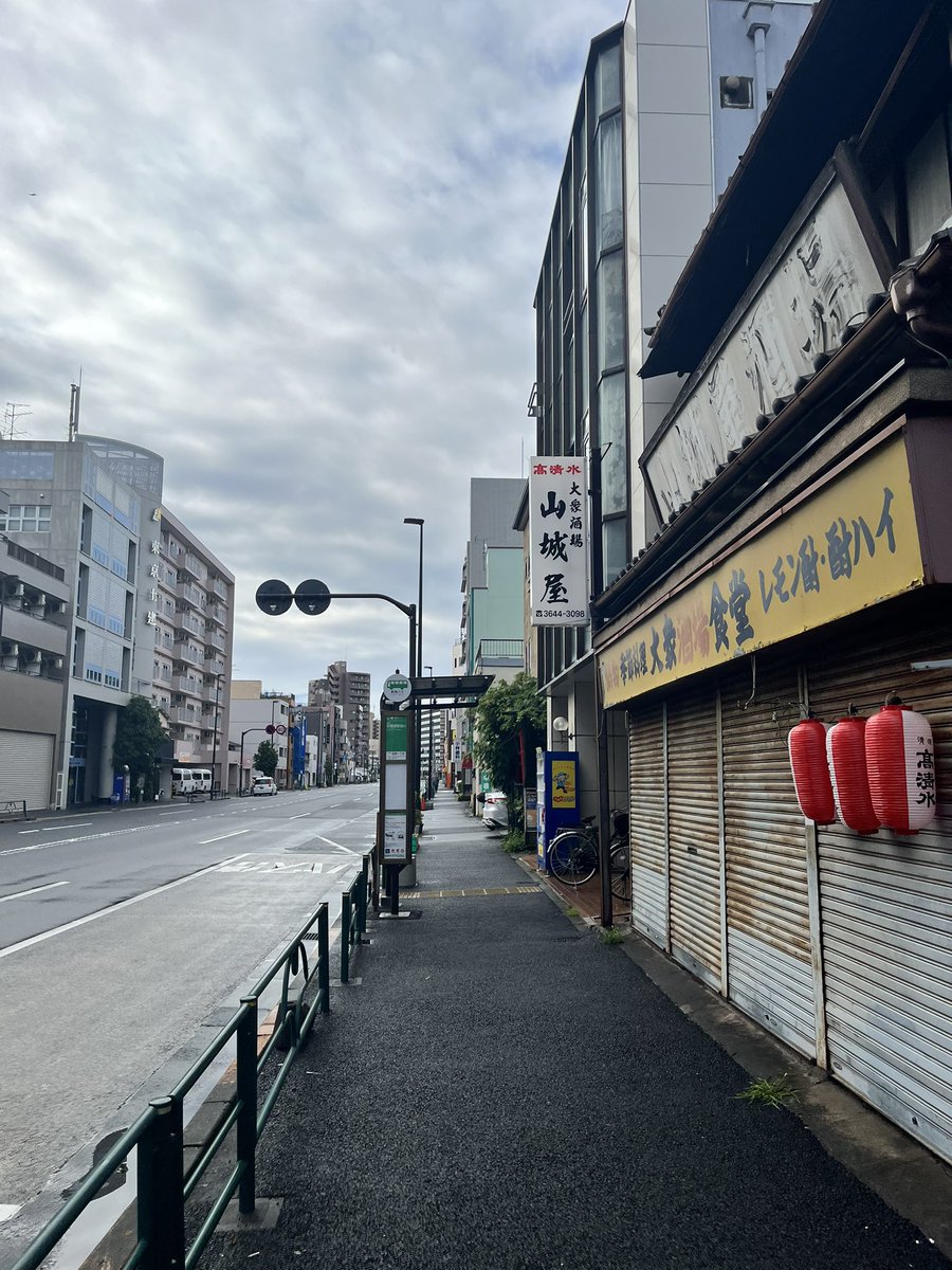 lilula9999's tweet photo. 一時的に雨がやんでるのであさんぽ🚶

「標準的な筋肉タイプ」の意味がよくわからんが、4年前と同じ体脂肪率で体重が6kg増🫶
BMIなど無視してこのままゴリラ道を進んでいく🦍🥩🍺 https://t.co/DOXtINjR42