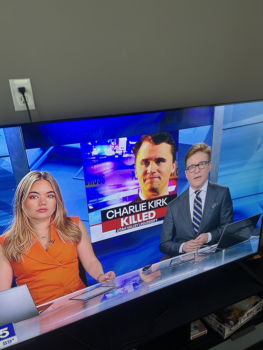 trustda_process's tweet photo. Breaking news on Fox 5 https://t.co/o6TFJNXBKc
