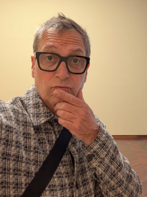 RobertJLorenz's tweet photo. ++ #Pedopride +++
Schwerer Schlag für Hape und Dieter ! Die Pariser Pädo-Parade wurde abgesagt ! Jetzt müssen die fetten Männer bis September warten bis sie nackt vor kleinen Kindern herumtanzen können ! ... Dieter ist traurig ! )
#Kerkeling #DieterNuhr #Gaypride #Queerpride https://t.co/OjSxtQ9fHV