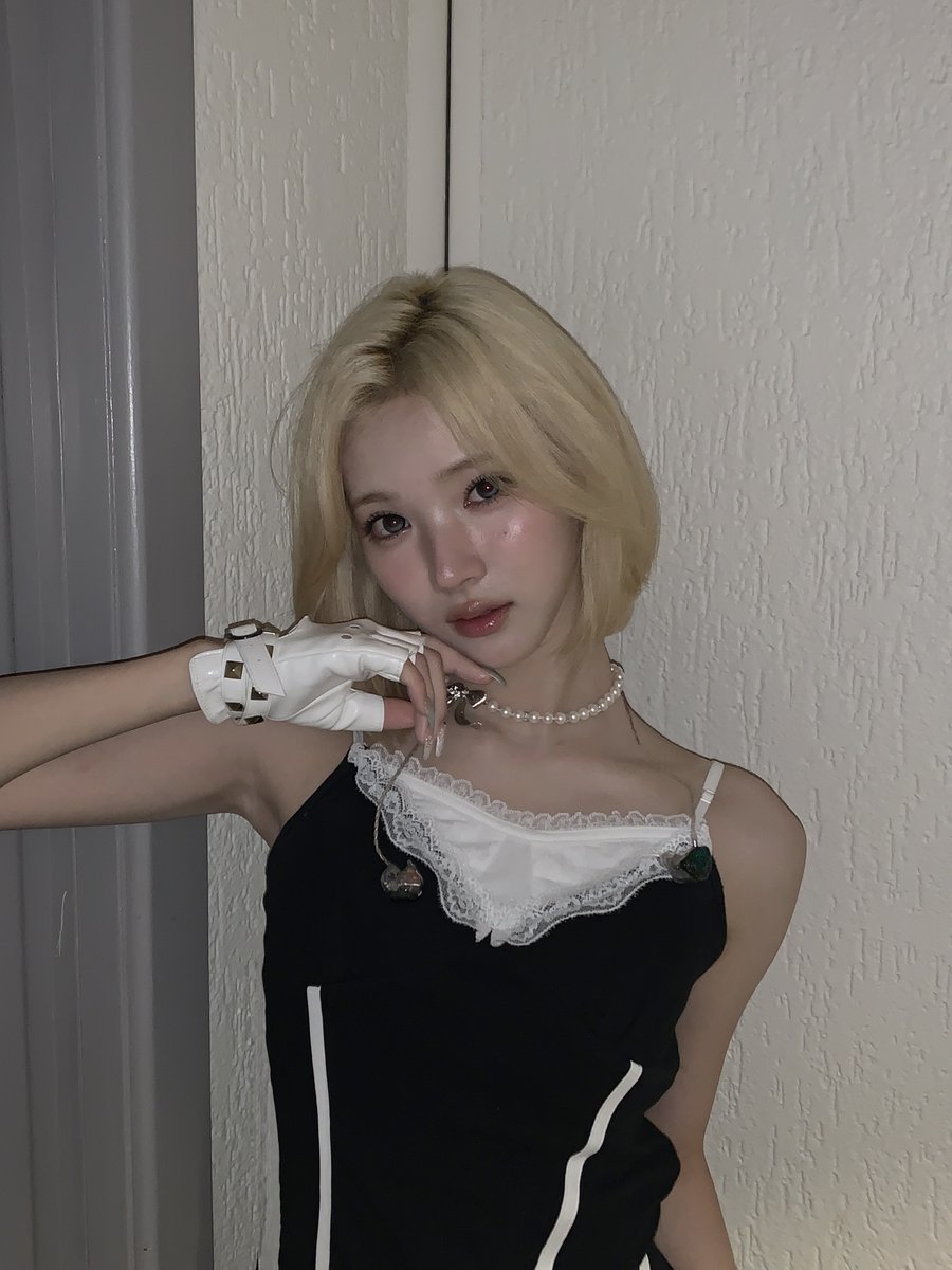 H2H_INA's tweet photo. 260627 #JIWOO weverse post

🫶🏻

#Hearts2Hearts #하츠투하츠 #H2H
@Hearts2Hearts https://t.co/bz4wGLaBz4