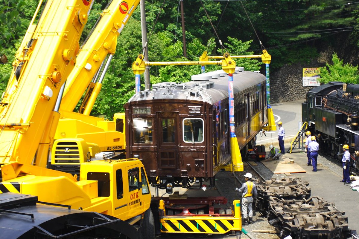 wuxing_love's tweet photo. こちらはクモハ40054搬入の様子
もう19年も前なのか
07/6/2 青梅鉄道公園 https://t.co/gEiVbk0UCz