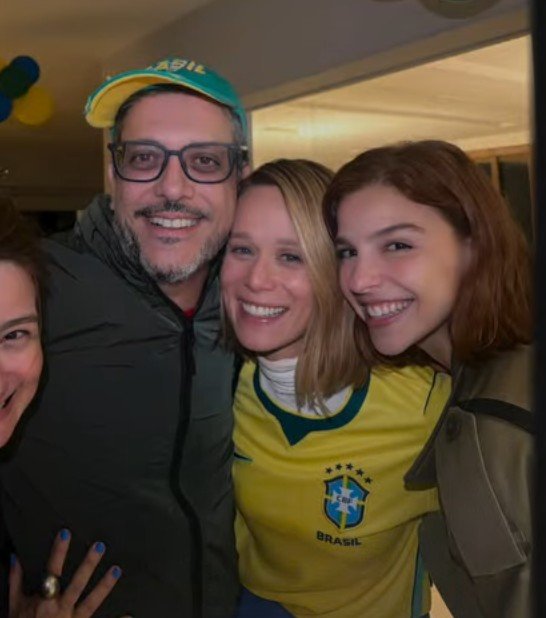 pinkihq's tweet photo. A Gabi com o Lúcio e a Mari 🫶 https://t.co/2SNzZDov7y