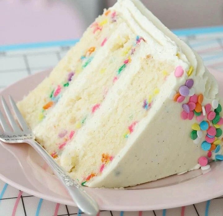 funfettiara's tweet photo. i am the most funfetti girl to ever funfetti 👧🏼🧁🎀🍭💝🫧 https://t.co/g5BIa0DqOB