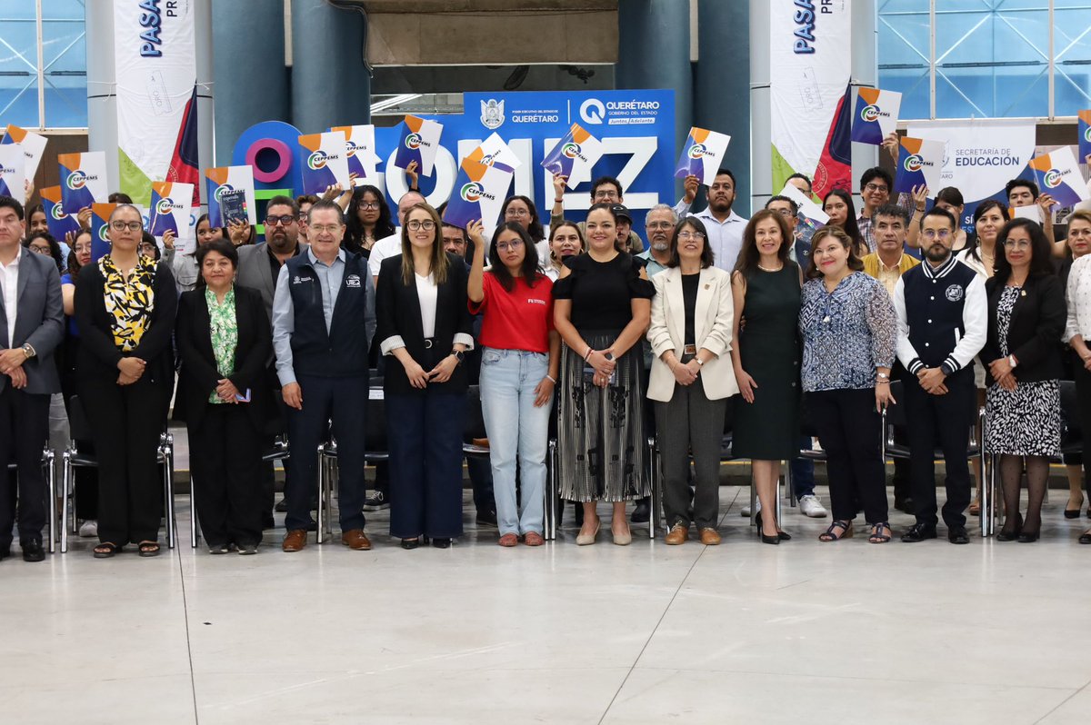 pm_diana's tweet photo. Entrega de Cartas de Liberación de Servicio Social – Programa Estatal de Tutorías 📚👏

¡Felicidades por este gran logro y por poner su talento al servicio de la educación! 💙

#SomosUPQ #OrgulloCardenal https://t.co/NBDAYt6BoY