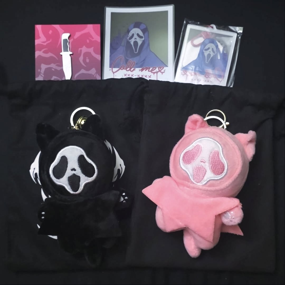8_bithoneybee's tweet photo. I can't wait to put my Ghostcats on my bags. I'm also ready to be indecisive and never put my sticker on anything.

@steelwithteeth https://t.co/jdyBeYR6PM