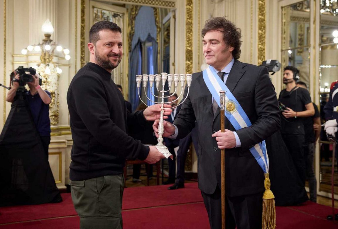 trMXinfoSys's tweet photo. @InnaVernikov Shut up, ukrainian #Zionist #Commi #Clown!! https://t.co/7bQYk3EeqR