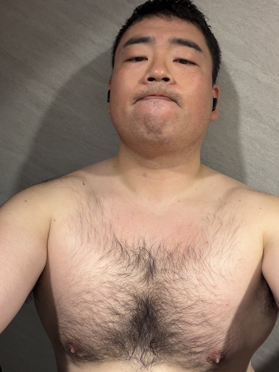 Ryujikanever2's tweet photo. 54/93

最近コンスタントに週3で行けてない…
行きたい気持ちはあるけどなー
行けない…
のんびり頑張ろ。 https://t.co/qjuyUwp20z