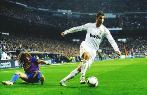 7ErickGa_SC's tweet photo. @david54383639 @JeffFcb14 Cristiano en su prime lo retira a ese cono https://t.co/puut9qVyWv