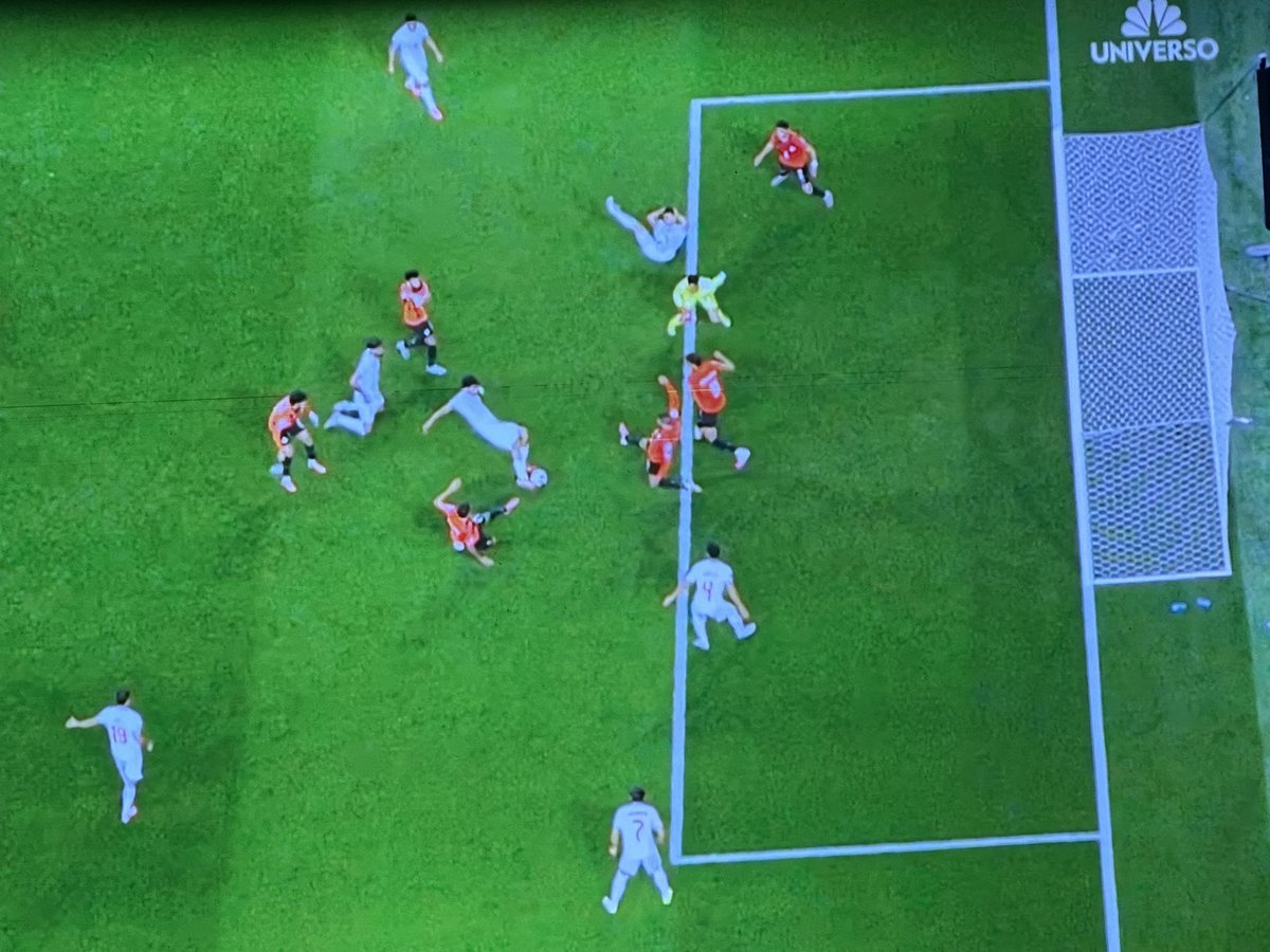 PastorJdJesus's tweet photo. What happened to the other Egyptian player in the background 
They erased to justify the offside!  Egypt vs Iran #fifacorrup https://t.co/GfEJUdCxOI
