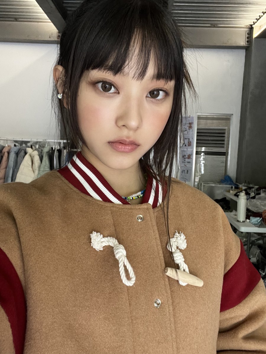 husseyzbbangsaz's tweet photo. HAERIN https://t.co/XUWmhijJ5J