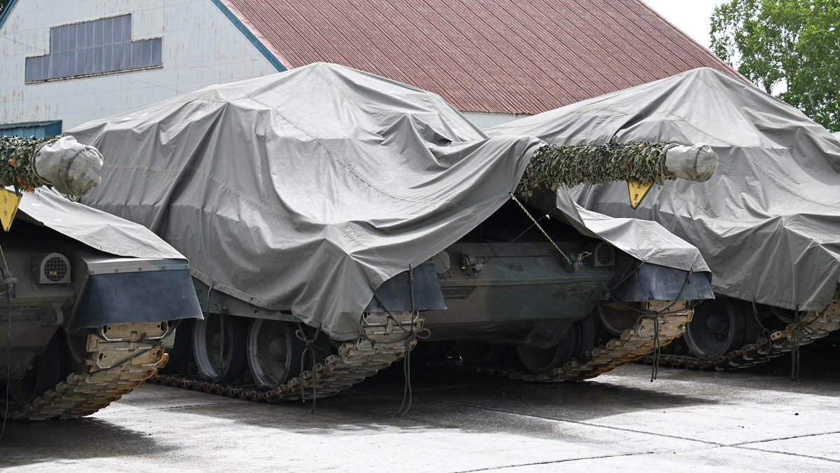 type99_kento2's tweet photo. 演習仕様の #90式戦車
#北恵庭駐屯地 https://t.co/iUkdYGD6Lv