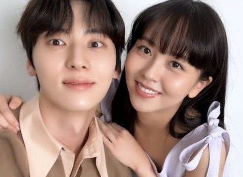 churansso's tweet photo. y'all, the only girl that hwang minhyun posted on his IG is still Kim sohyun 😭🫶 https://t.co/6wKFZG7Kkn