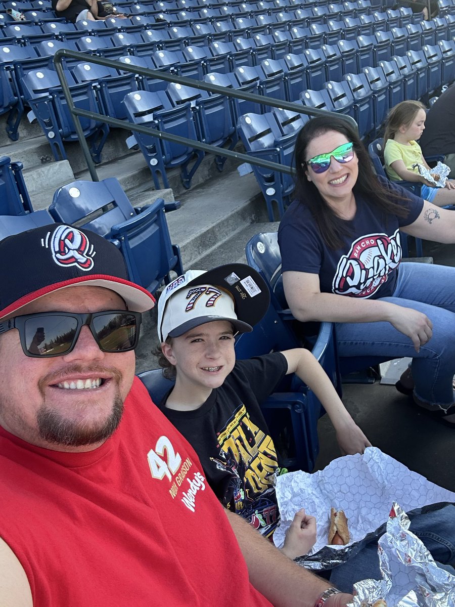 HiMyNameIsLogi's tweet photo. Let’s go @RCQuakes !!! https://t.co/tYRKzngMun