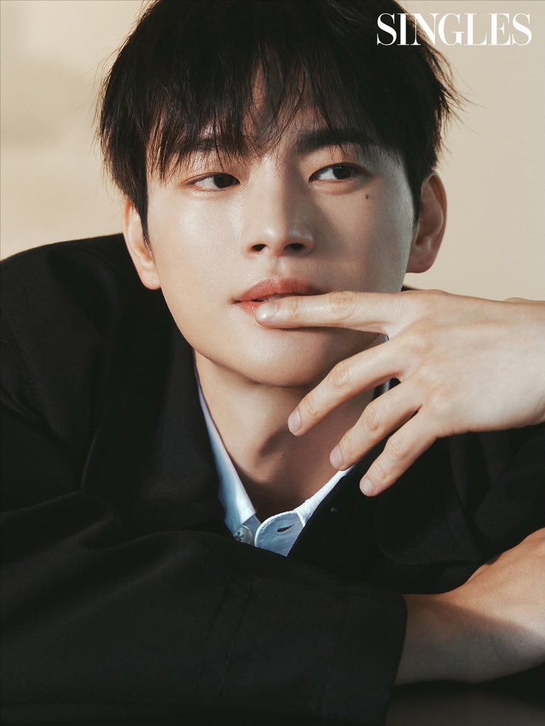 tempangyapping's tweet photo. kalian ada gak actor-idol atau actor-singer yang kalian suka?
kalau ada spill dong gaes 😍✨
kalo aku :
#SeoInGuk #ParkJinYoung https://t.co/75wWXYfCdy