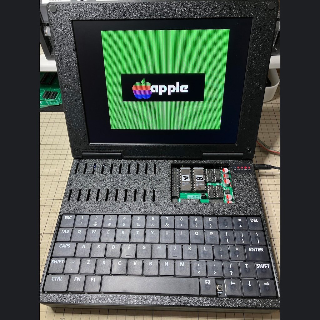 retropcnews's tweet photo. 【実機レビュー】エミュレータではない。DIP120個のApple II Plus互換ノート「BOOK II」
https://t.co/HMKLzmQb5C https://t.co/oVeQcR1P3W