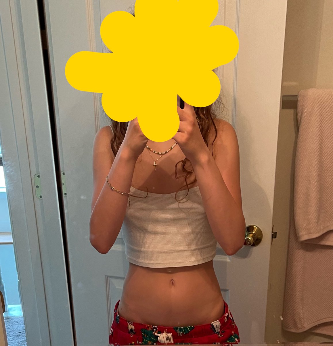 starsvedd's tweet photo. miss my sick body sometimes, i got surgery so ive been in recovery and seeing that number go up is so fucking scary https://t.co/wmAeCAIr5B