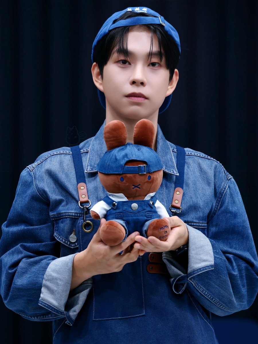 cocon9t's tweet photo. 각자 피부색에 맞는 토끼 들어간거 정말 감동이다 https://t.co/VwpuBYaJKm