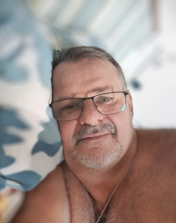 timoteeh's tweet photo. come over? https://t.co/6I801ogShf