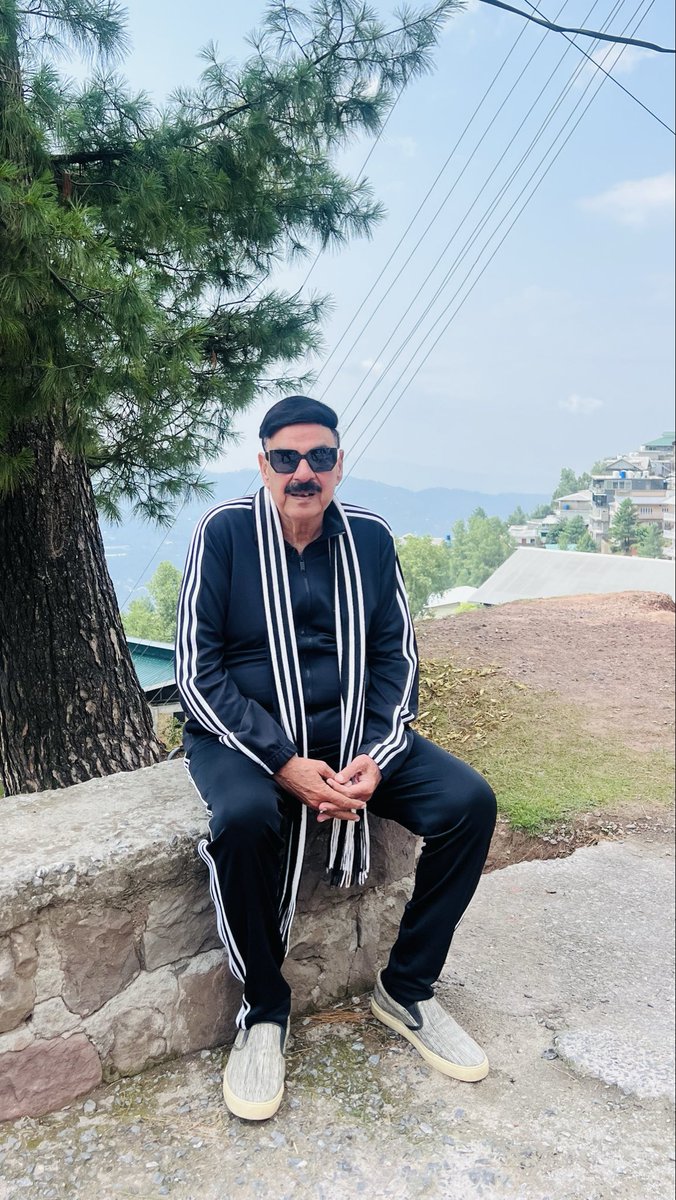 ShkhRasheed's tweet photo. شیخ رشید احمد مری میں
#Sheikhrasheed https://t.co/n9CJPKnbQm