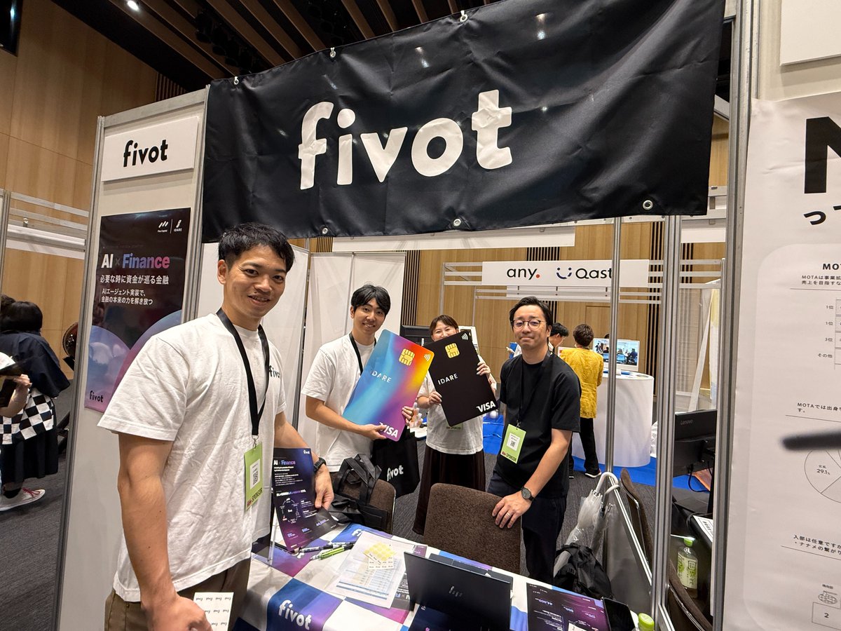 lapras_inc's tweet photo. #プロヒス2026 企業ブース訪問 📣
Fivot様(@FivotRecruit)のブースでお話を聞きました！

AI活用を積極的に進めたいエンジニアの方はぜひブースへ！
会社として全力でAI活用を推進していますとのことです 💪

求人もここからチェック↓
https://t.co/9gP7l26hJX https://t.co/H4LqbbZACP