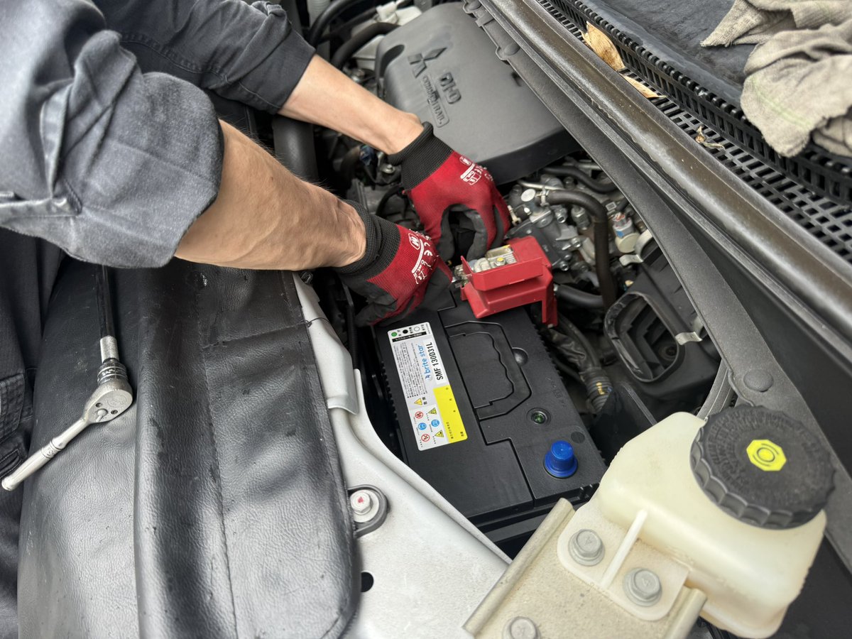 vasques_battery's tweet photo. デリカ D5のバッテリー交換をしました。

適合:
Brite Starバッテリー SMF 130D31L
バッテリー価格 ¥17,500

交換工賃:価格 ￥1,100

ご予約↓
https://t.co/3nzOy7yvLA https://t.co/mUwKZMYjGJ