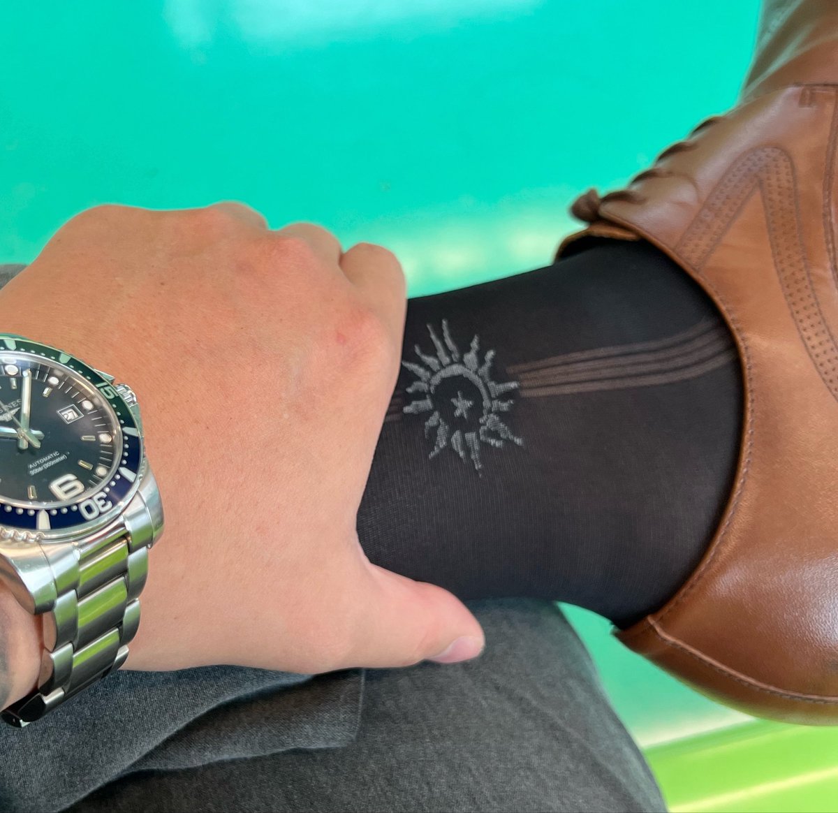 suitsocksman's tweet photo. https://t.co/qCizdMlkDr