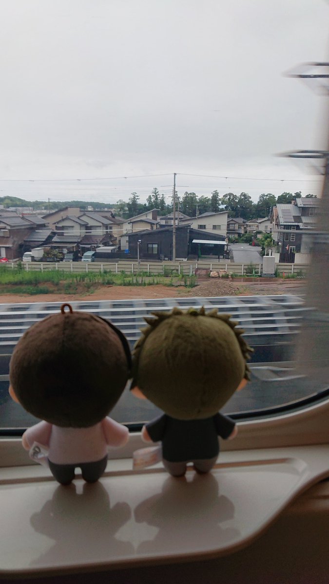 arakawa666's tweet photo. 新幹線速いねー。 https://t.co/oypDq1haSs