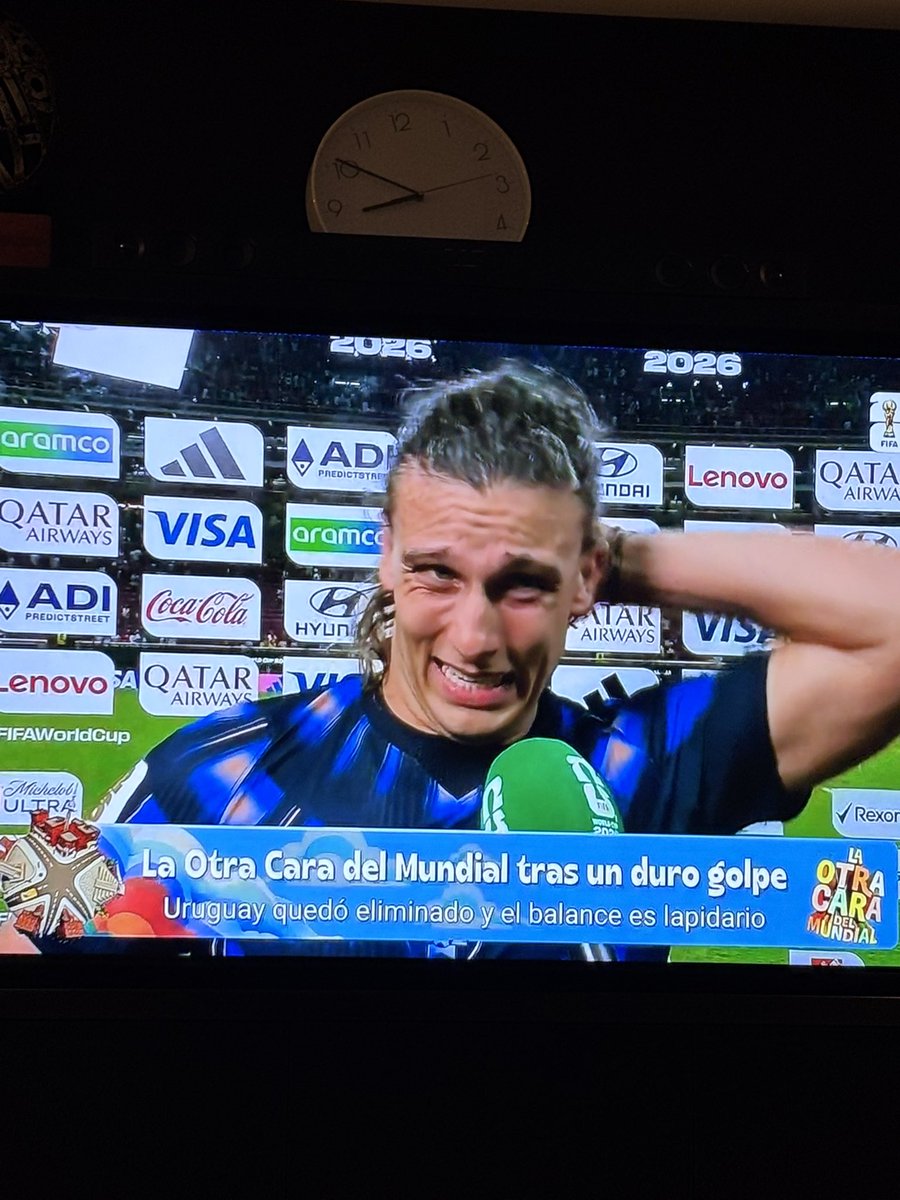 lolengaa's tweet photo. la reacción de todos https://t.co/TOo0bQoUqJ