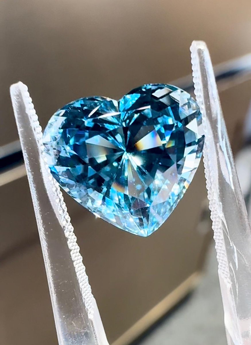 tulwig1234's tweet photo. 5.00ct santamaria aquamarine 🩵🩵🩵 https://t.co/5iQCEsnZQ8