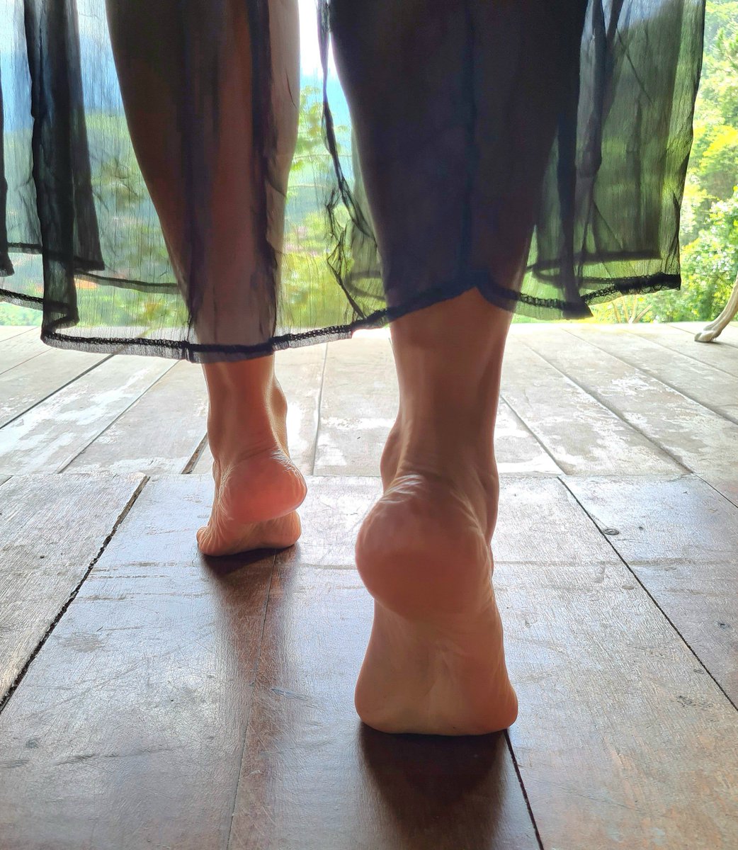 Foot_Hipster's tweet photo. https://t.co/S6yGoJjYZs