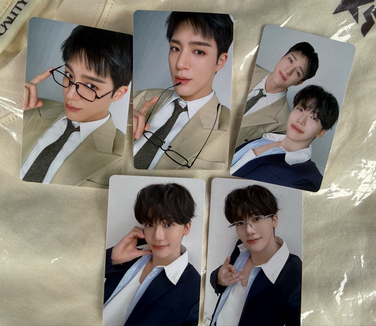 EYE5OFLEE's tweet photo. jnjm jeno jaemin 6000 yen purchase pcs omg so cuteeee https://t.co/nmur71Ki8w