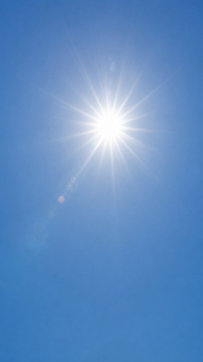 praditavanjava's tweet photo. liburan tetap seru meski banyak aktivitas di luar ruangan. tapi tetap aware ya, uv index sekarang lagi tinggi. jangan biarkan matahari kemarau merusak skin goals kamu. saatnya Ke Naavagreen biar kulit tetap terawat dan percaya diri. 
#LiburanBebasDrama https://t.co/l2bhjjEaZh